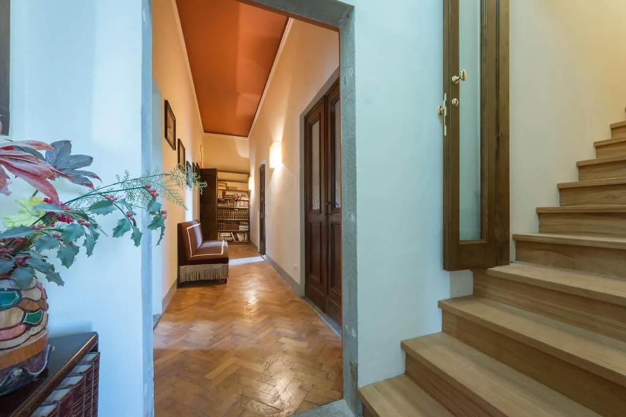 Villa Merlo Ner0 Florencie Itálie
